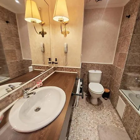 Royal Barcelo G404 Sunny Slantchev Briag