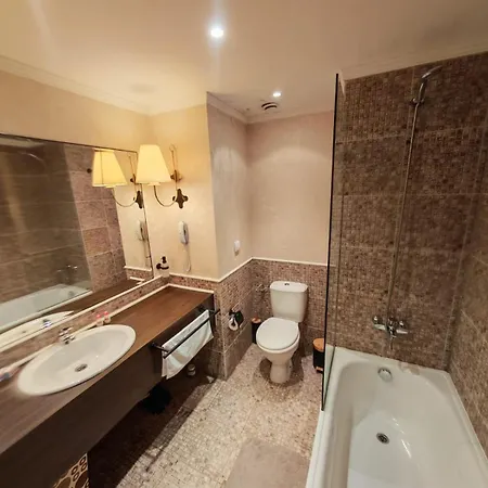 Royal Barcelo G404 Sunny סאני ביץ'