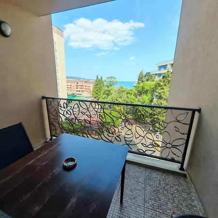 Royal Barcelo G404 Sunny סאני ביץ'